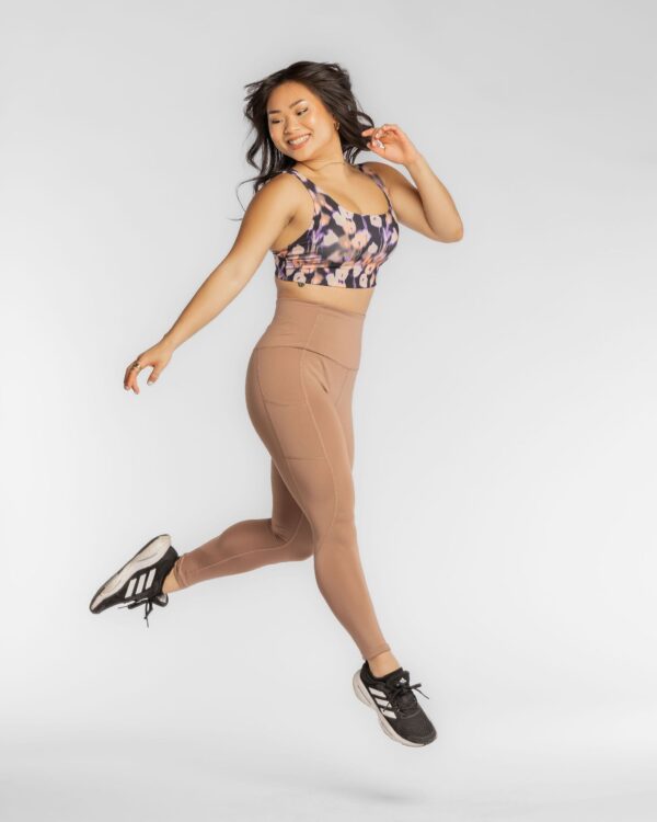 Hi Five Pocketed High-Waist Legging – Just Brew It - Image 6